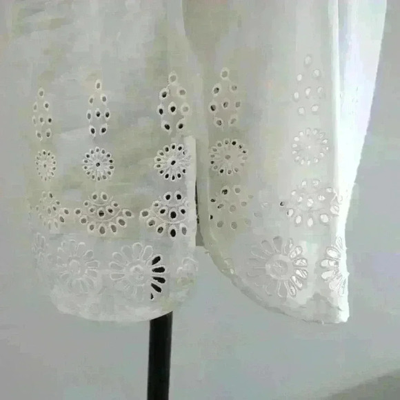 ANNE KLEIN | Women's White Cotton Eyelet Floral Ruffle Off The Shoulder  Top - Picture 4 of 5